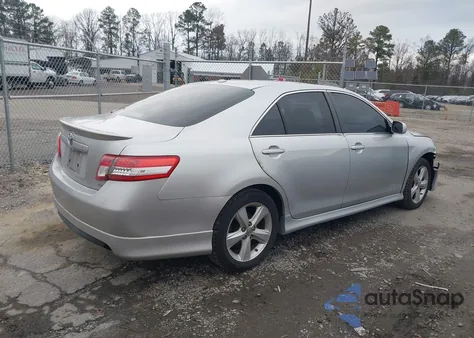 2011 Toyota Camry Se z USA, uszkodzony, nr VIN 4T1BF3EK4BU212524